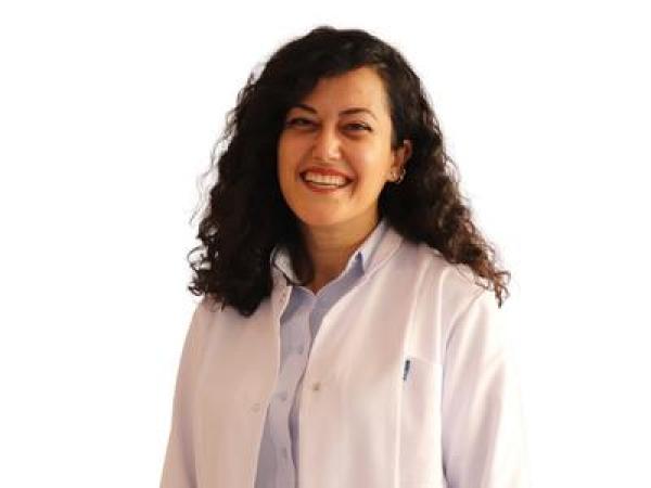 Dr.Özge Deniz Gül (Prosthodontics)